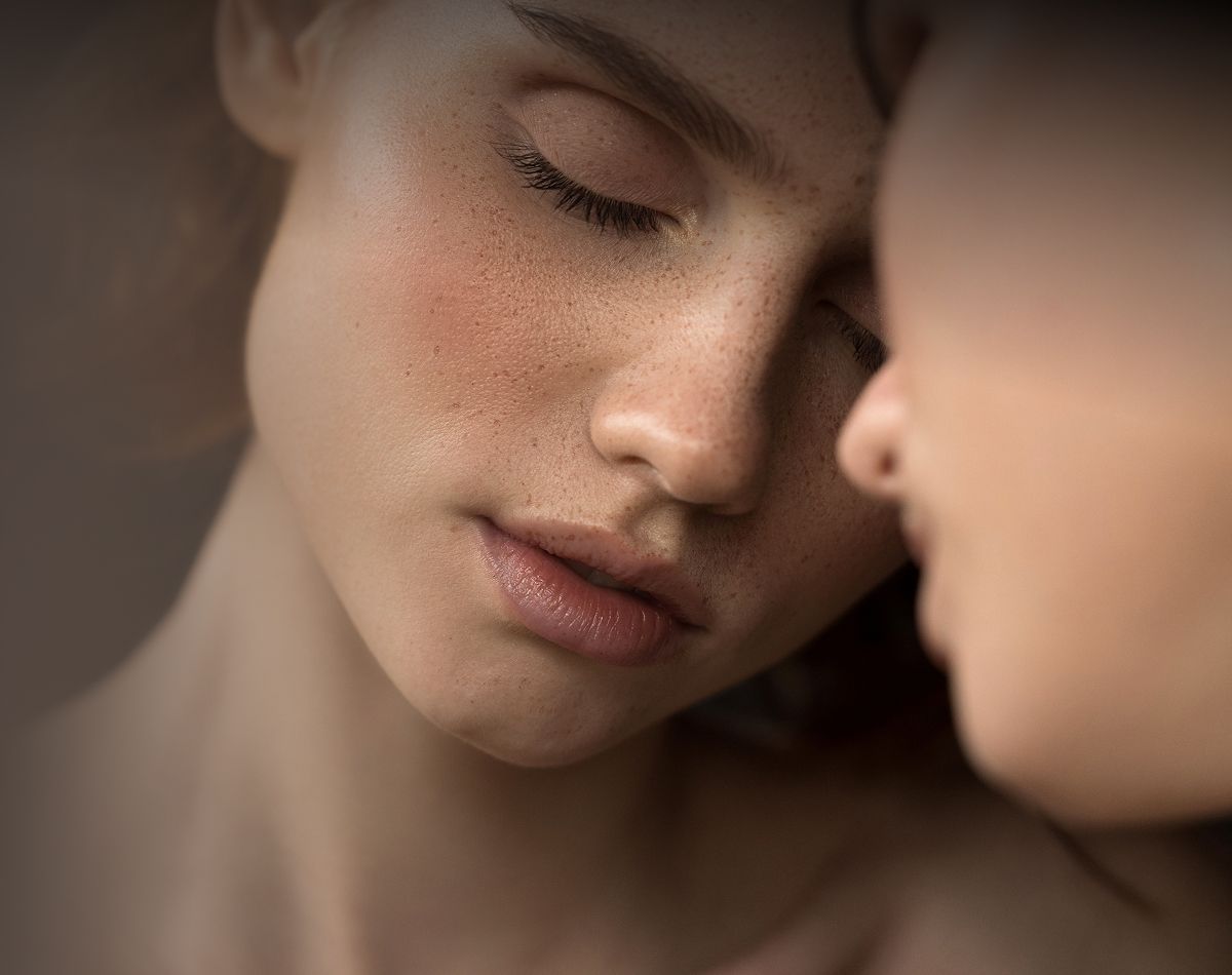 Portrait of a Santa Clara med spa model with blonde hair.